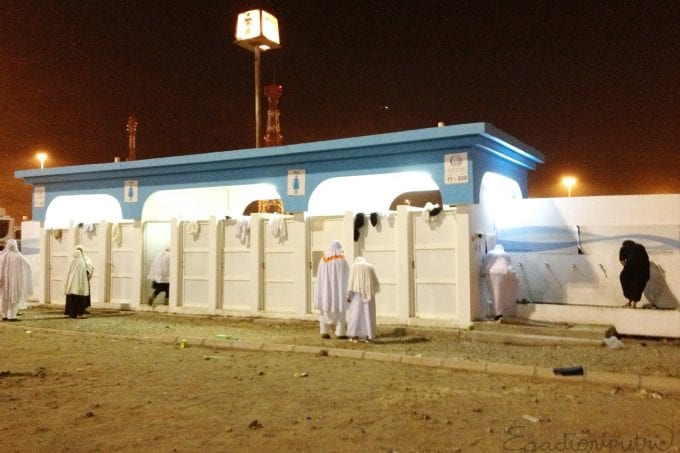 Se préparer au Hajj - Toilettes à Muzdalifa